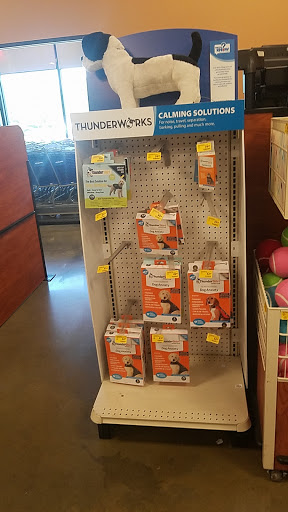 Pet Supply Store «PetSmart», reviews and photos, 40451 Lowes Ave, Gonzales, LA 70737, USA