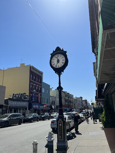 Donut Shop «Peter Pan Donut & Pastry Shop», reviews and photos, 727 Manhattan Ave, Brooklyn, NY 11222, USA