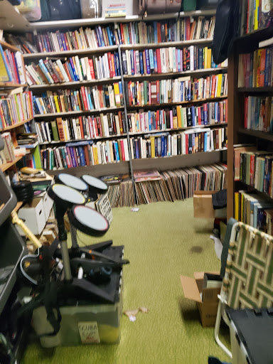 Thrift Store «Explosive Bargains & Thrift», reviews and photos, 127 Smithtown Blvd, Nesconset, NY 11767, USA