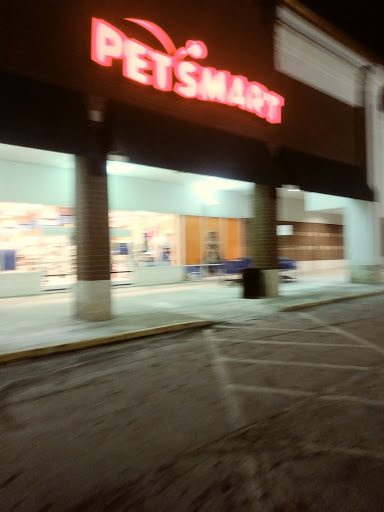 Pet Supply Store «PetSmart», reviews and photos, 3750 W Market St, Fairlawn, OH 44333, USA
