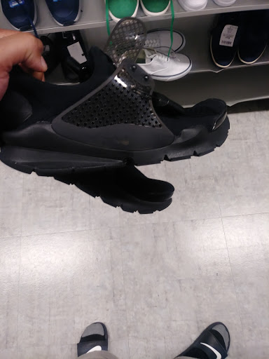 Clothing Store «Burlington Coat Factory», reviews and photos, 12400 15 St, Grandview, MO 64030, USA