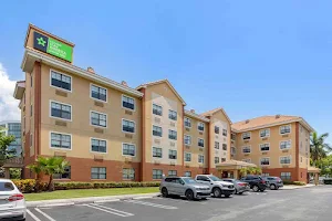 Extended Stay America Premier Suites - Miami - Airport - Doral - 87th Avenue South image