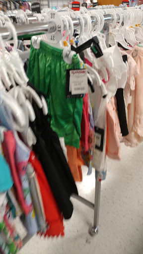 Department Store «T.J. Maxx», reviews and photos, 20 Chapel View Blvd, Cranston, RI 02920, USA