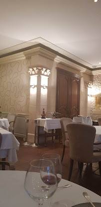 Atmosphère du Restaurant français Le Dauphin à Caen - n°11