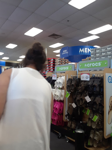 Shoe Store «Shoe Carnival», reviews and photos, 2945 Scottsville Rd, Bowling Green, KY 42104, USA