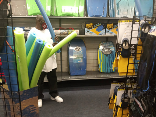 Sporting Goods Store «Big 5 Sporting Goods - San Pedro», reviews and photos, 529 S Gaffey St, San Pedro, CA 90731, USA