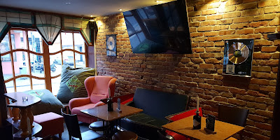 Hemingway - Café Bar Lounge