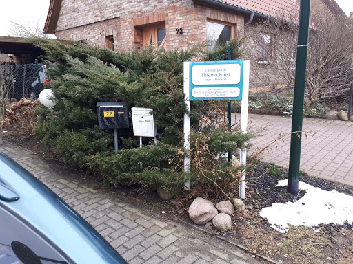 Tierarztpraxis Thiemo Faust unter Rostock, 