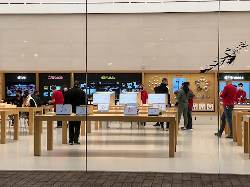 Computer Store «Apple Irvine Spectrum Center», reviews and photos, 763 Spectrum Center Dr, Irvine, CA 92618, USA