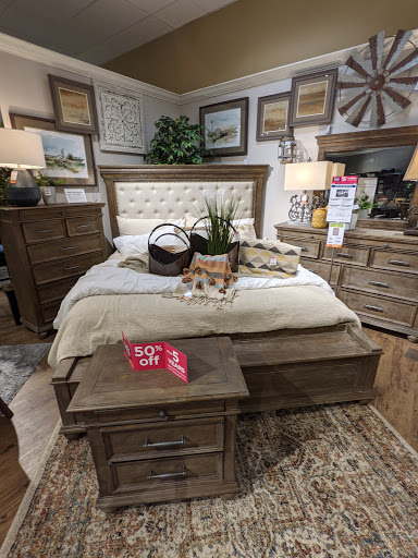 Furniture Store «Ashley Furniture HomeStore», reviews and photos, 2508 S 38th St, Tacoma, WA 98409, USA