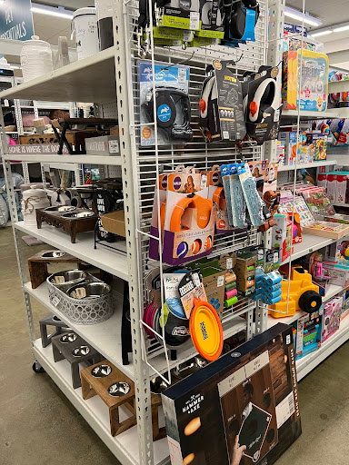 Home Goods Store «Tuesday Morning», reviews and photos, 2516 Cantrell Rd i, Little Rock, AR 72202, USA