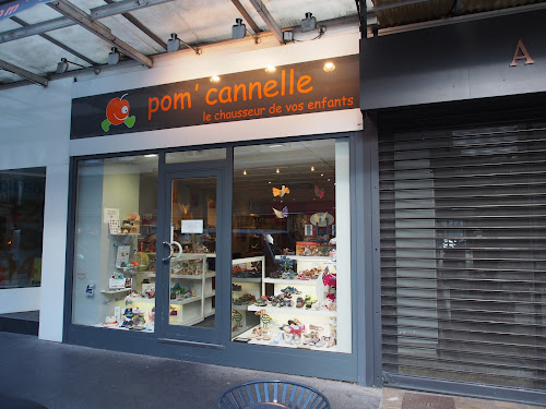 Pom'Cannelle - Chaussures Enfants - Annemasse à Annemasse