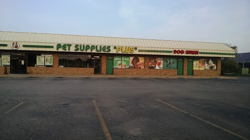 Pet Supply Store «Pet Supplies Plus», reviews and photos, 42241 Garfield Rd, Charter Twp of Clinton, MI 48038, USA