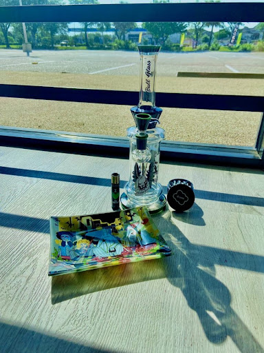 Tobacco Shop «Pine-Apple Xpress Smoke Shop Vape Shop, & Hookahs Sugar Land», reviews and photos, 10701 W Bellfort Ave b182, Houston, TX 77099, USA