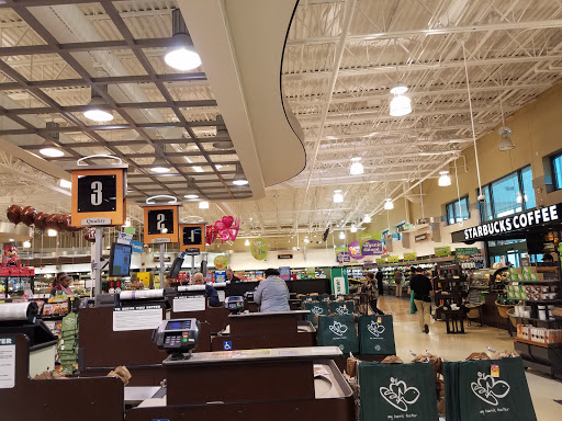 Grocery Store «Harris Teeter», reviews and photos, 3779 Boston St, Baltimore, MD 21224, USA