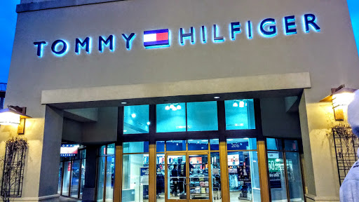 Clothing Store «Tommy Hilfiger», reviews and photos, 1001 N Arney Rd, Woodburn, OR 97071, USA
