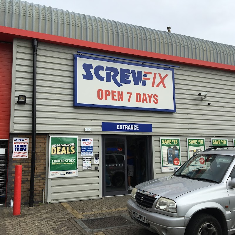 Screwfix Gravesend - West Mill