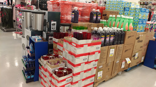 Department Store «National Wholesale Liquidators», reviews and photos, 321 NJ-440, Jersey City, NJ 07305, USA