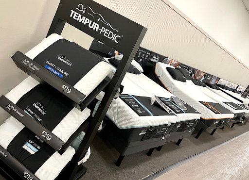 Furniture Store «Value City Furniture», reviews and photos, 8301 Annapolis Rd, New Carrollton, MD 20784, USA