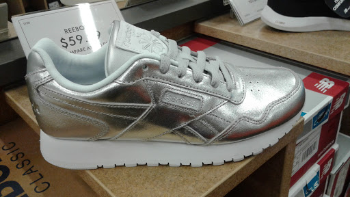 Shoe Store «DSW Designer Shoe Warehouse», reviews and photos, 2550 Solomons Island Rd, Annapolis, MD 21401, USA