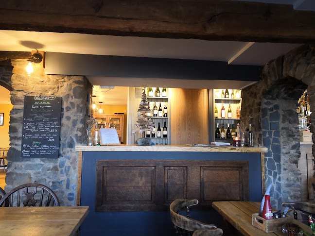 The Halfway Inn - Pub