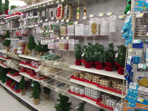 Craft Store «A.C. Moore Arts and Crafts», reviews and photos, 5800 Crossroads Cir, Falls Church, VA 22041, USA