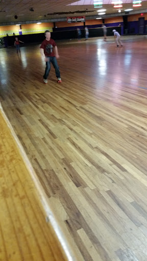 Roller Skating Rink «Magic Wheels Skating Center», reviews and photos, 1671 Fort Campbell Blvd, Clarksville, TN 37042, USA