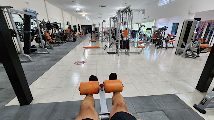 Fitness Club - Blvd. Miguel de la Madrid 8, Salagua, Vista de Mar II, 28218 Manzanillo, Col., Mexico