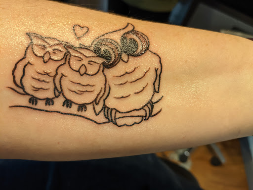 Tattoo and Piercing Shop «Lucky 13 Tattoos and Body Piercing», reviews and photos, 314 W Main St, Kutztown, PA 19530, USA