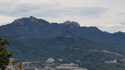 Namsan Mountain Park