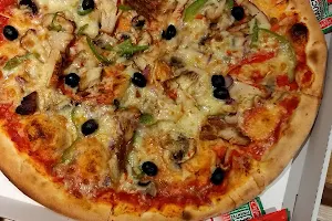 Euro Pizza image