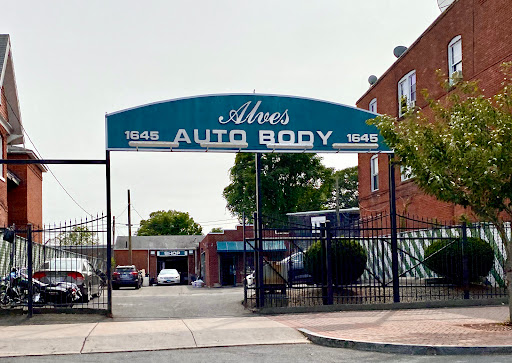 Auto Body Shop «Alves Autobody», reviews and photos, 1645 Park St, Hartford, CT 06106, USA