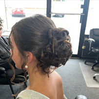 Salon Esprit - Photo 7 - Car repair in East Bridgewater, MA, Brockton