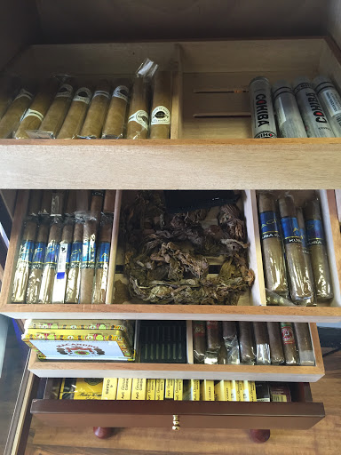 Tobacco Shop «South Side Smoke Shop Stop No.2», reviews and photos, 3333 S Halsted St, Chicago, IL 60608, USA