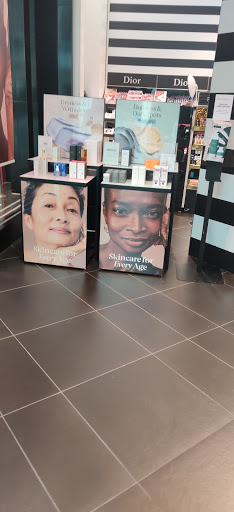 Cosmetics Store «SEPHORA», reviews and photos, 400 Commons Way #141, Bridgewater, NJ 08807, USA