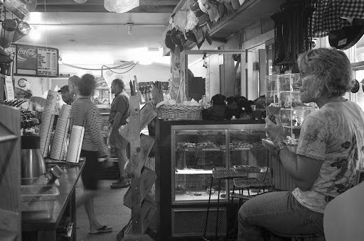 Deli «Route 4 Country Store Deli & Bar-B-Que», reviews and photos, 3699 Woodstock Rd, White River Junction, VT 05001, USA