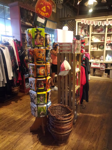 American Restaurant «Cracker Barrel Old Country Store», reviews and photos, 4210 Marlane Dr, Grove City, OH 43123, USA