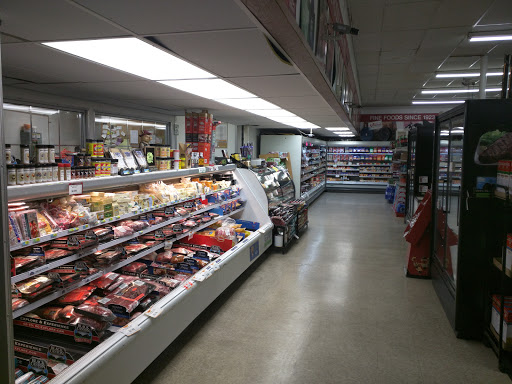 Grocery Store «Sentyrz Liquor & Supermarket», reviews and photos, 1612 NE 2nd St, Minneapolis, MN 55413, USA