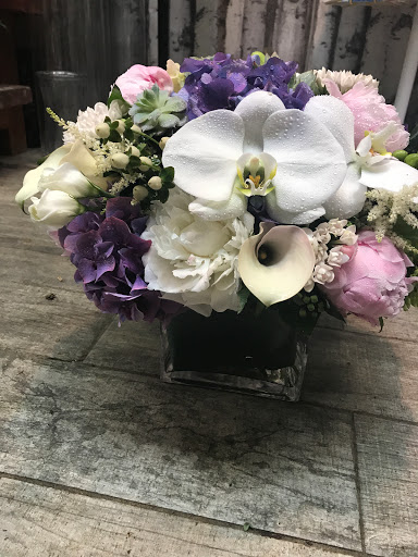 Florist «Fairfield Florist», reviews and photos, 1998 Post Rd, Fairfield, CT 06824, USA