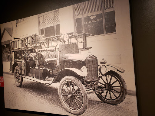 Tire Shop «Discount Tire Store - Renton, WA», reviews and photos, 361 S Grady Way, Renton, WA 98057, USA