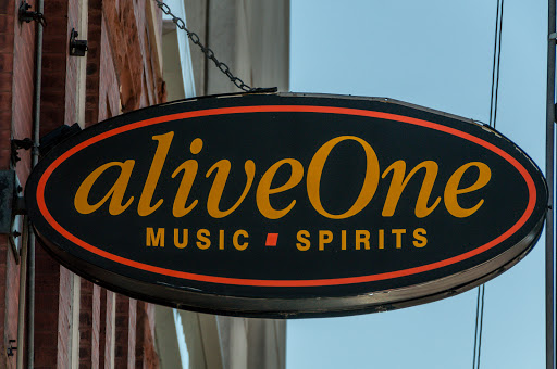 Bar «aliveOne», reviews and photos, 2683 N Halsted St, Chicago, IL 60614, USA