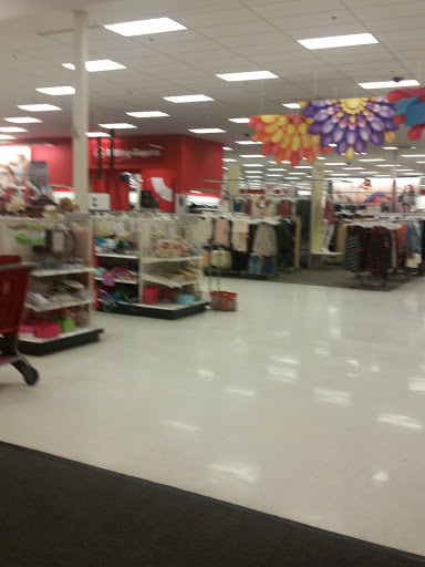 Department Store «Target», reviews and photos, 2000 W Waters Rd, Ann Arbor, MI 48103, USA