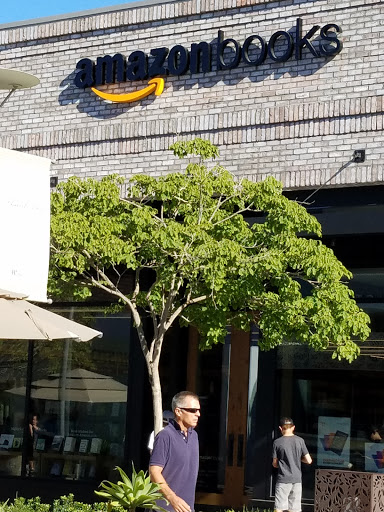 Book Store «Amazon Books», reviews and photos, 4545 La Jolla Village Dr, San Diego, CA 92122, USA
