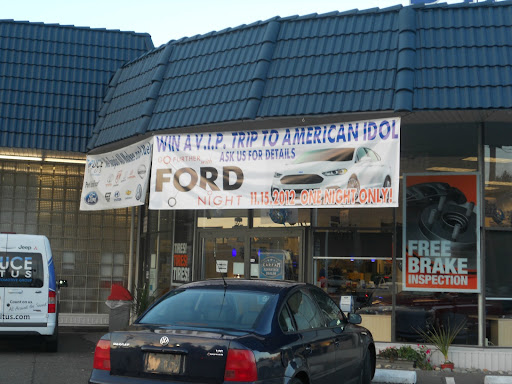 Ford Dealer «Port Orchard Ford», reviews and photos, 1215 Bay St, Port Orchard, WA 98366, USA