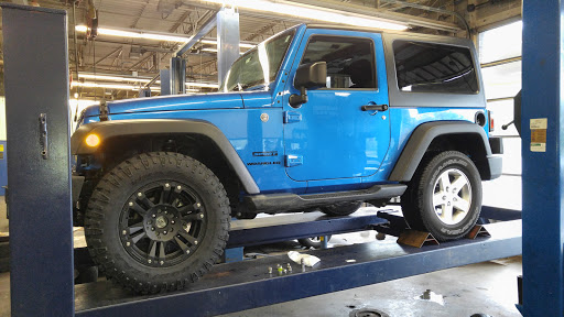 Tire Shop «NEW ENGLAND TIRE Car Care Centers - Northborough», reviews and photos, 367 W Main St, Northborough, MA 01532, USA