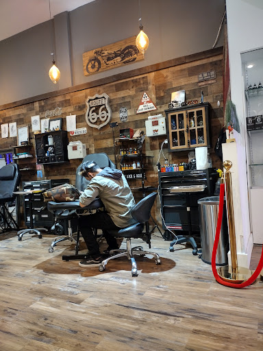 Tattoo Shop «Salvation Tattoo Lounge», reviews and photos, 1612 Washington Ave, Miami Beach, FL 33139, USA