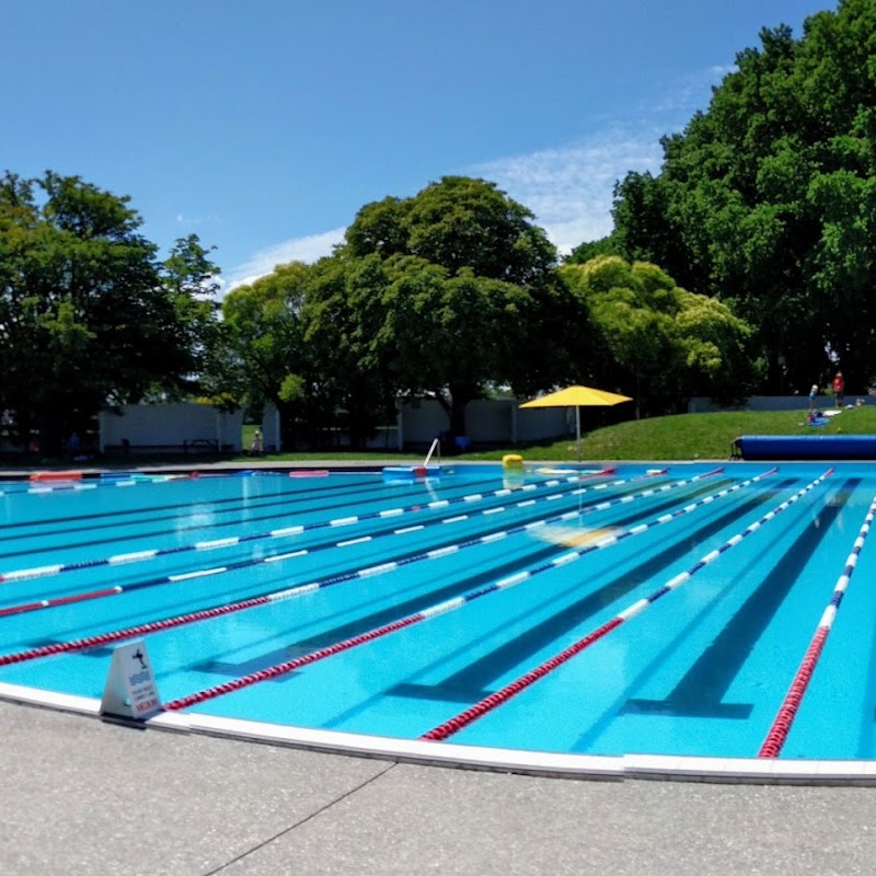 Waltham Swimming Pool