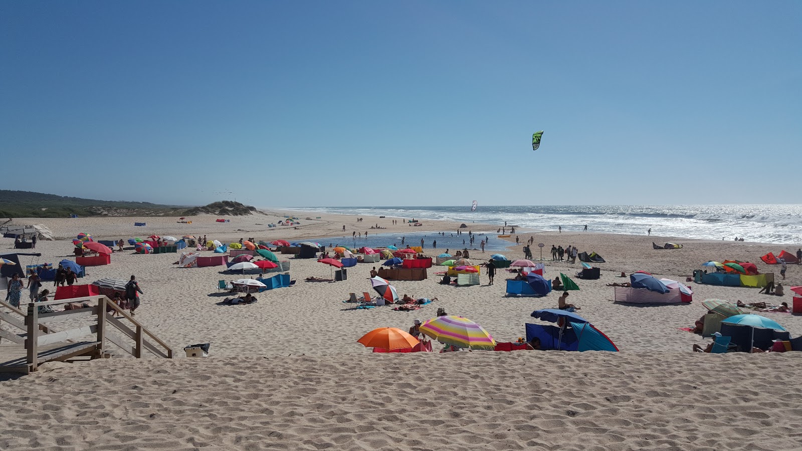 Photo of Praia da Costa de Lavos with very clean level of cleanliness