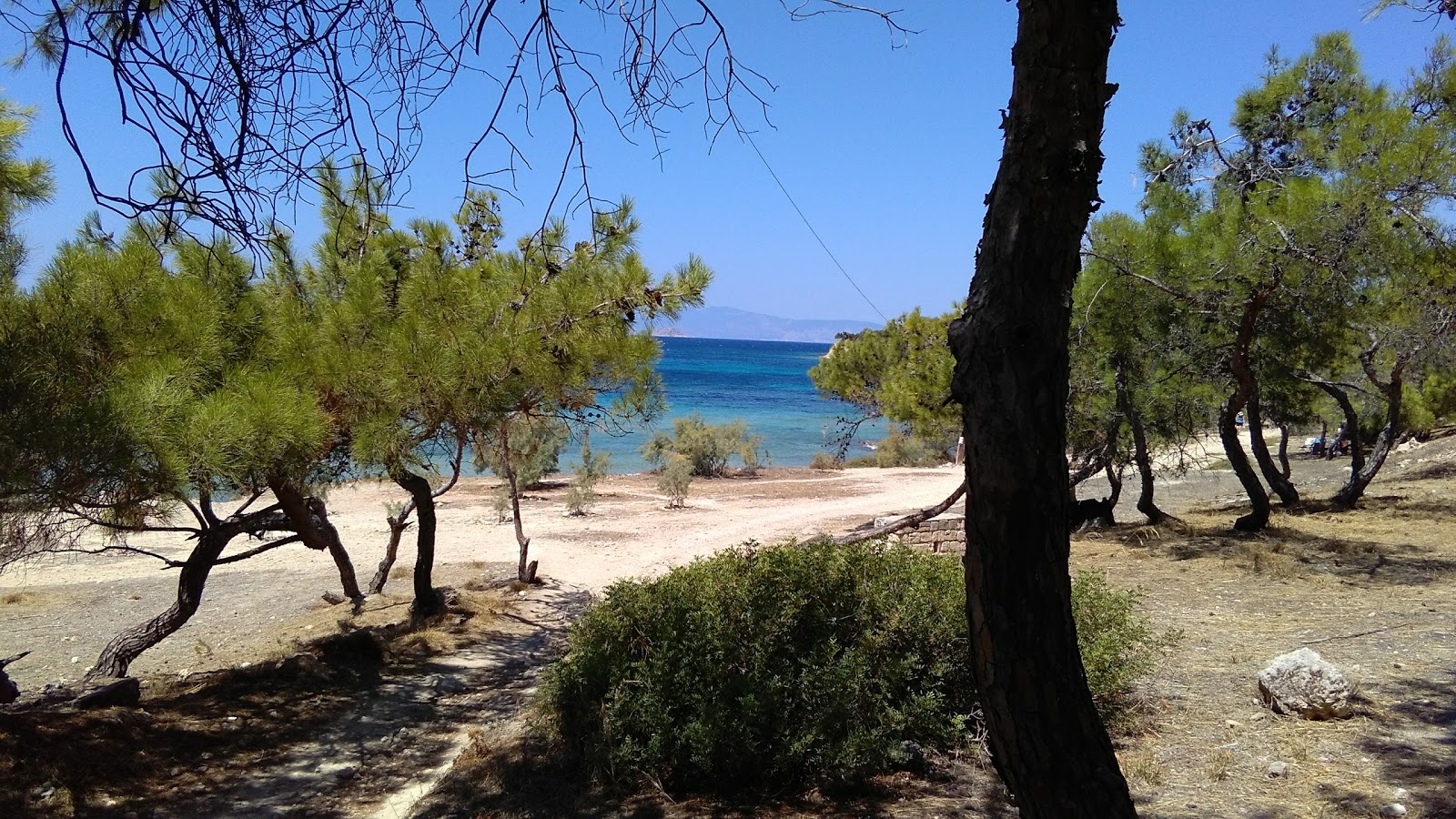 Kolona Beach'in fotoğrafı biraz temiz temizlik seviyesi ile