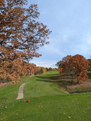 Golf Course «Clover Hill Golf Course», reviews and photos, 2200 Reis Run Rd, Pittsburgh, PA 15237, USA